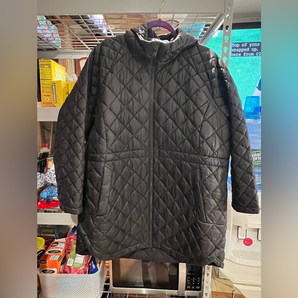 Athleta WHISPER FEATHERLESS PUFFER
PARKA